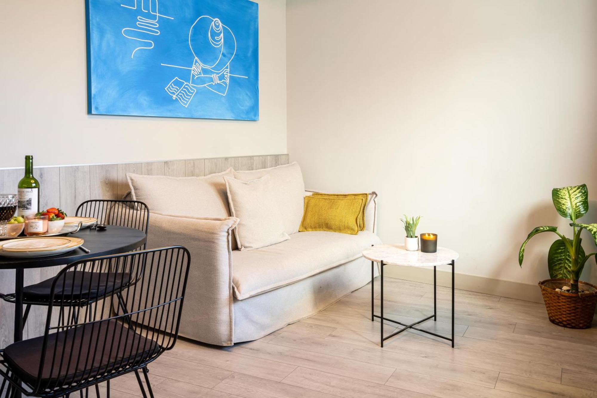 Coeo Parras Design Apartments Малага Номер фото