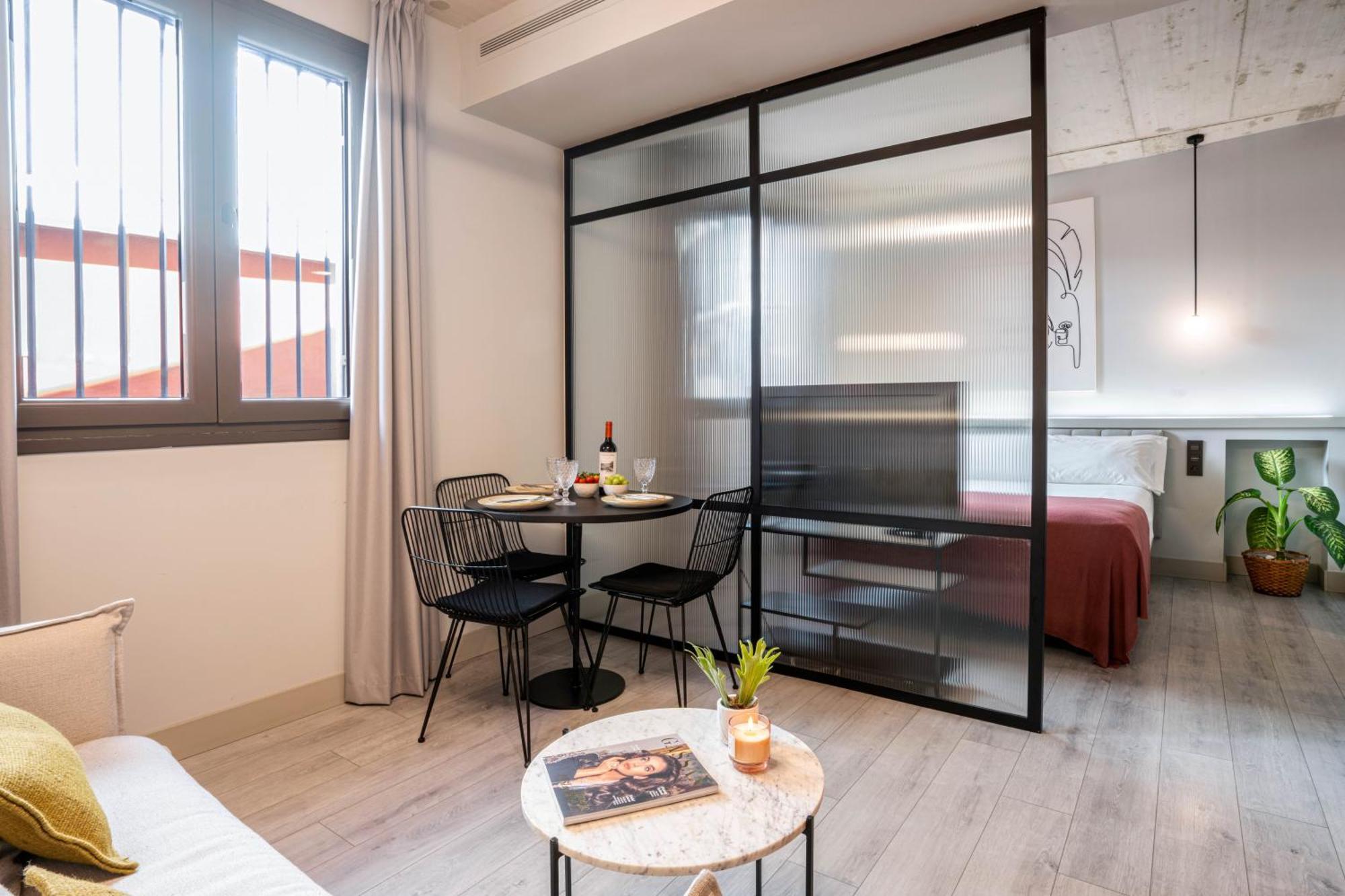 Coeo Parras Design Apartments Малага Номер фото